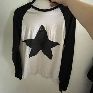 AUTHENTIC BASKET CASE TEE